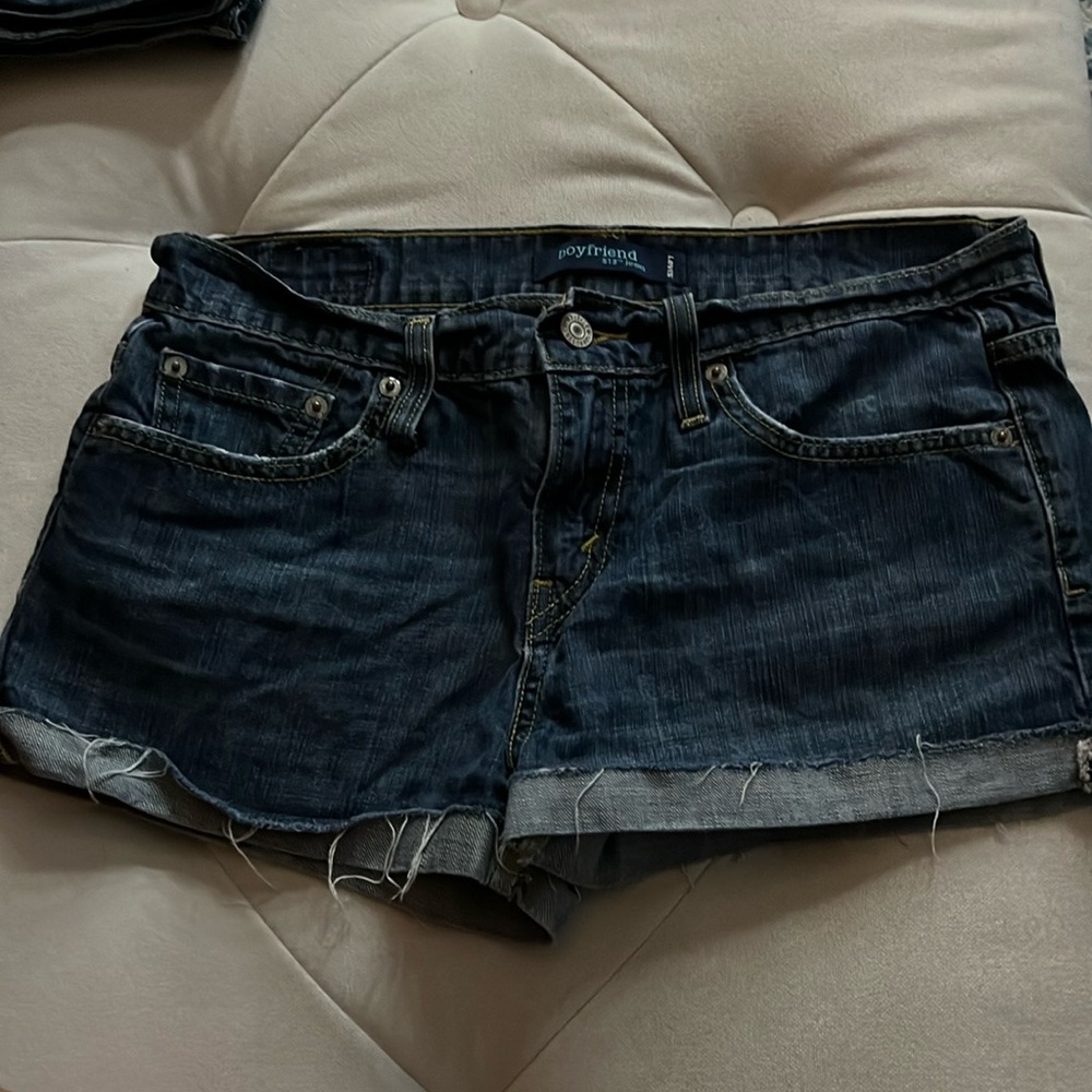 Levi’s boyfriend 513 denim shorts size 1